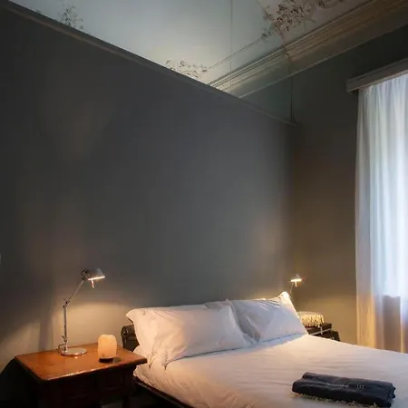 N 10, Luxury