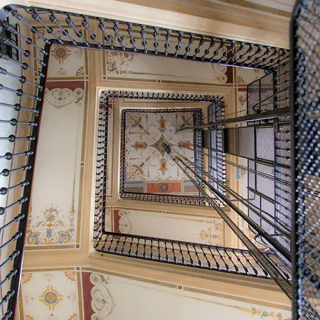 דירה N 10, Luxury *