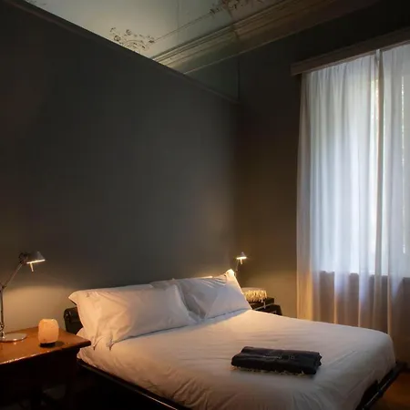 N 10, Luxury *