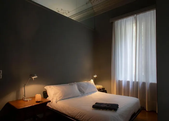 N 10, Luxury *