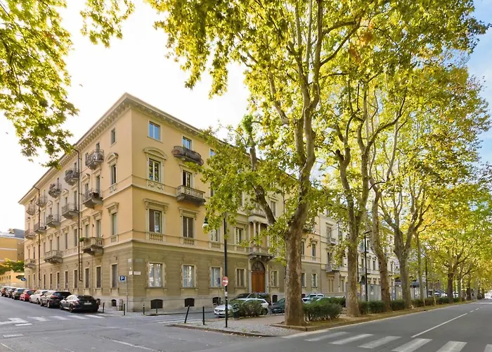 N 10, Luxury Appartamento Torino